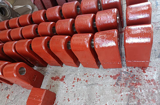 How to choose the right hammer head for a crusher?