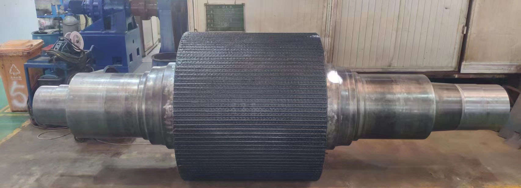 Thai distributors hang Gilli Nev Materials 01.jpg